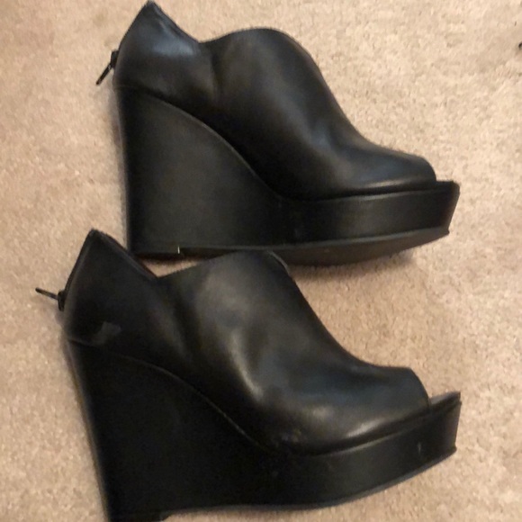 wedges - Picture 2 of 2